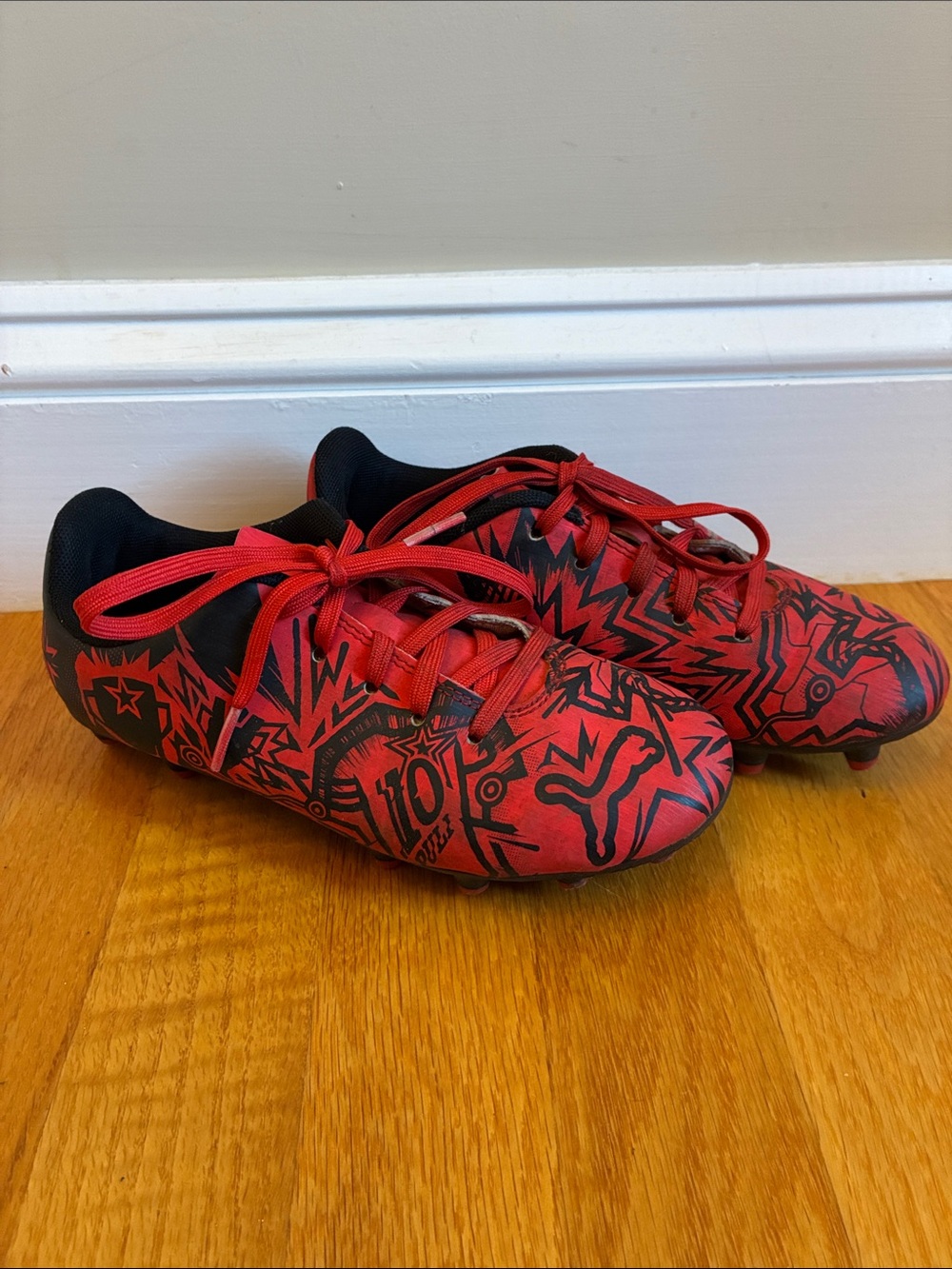 Puma Kids' Soccer Cleats - size 1